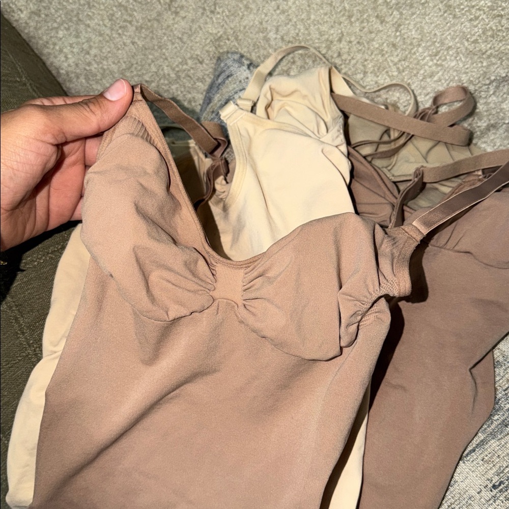 SKIMS seamless Brown Shapewear Bodysuit - Picture 5 of 7